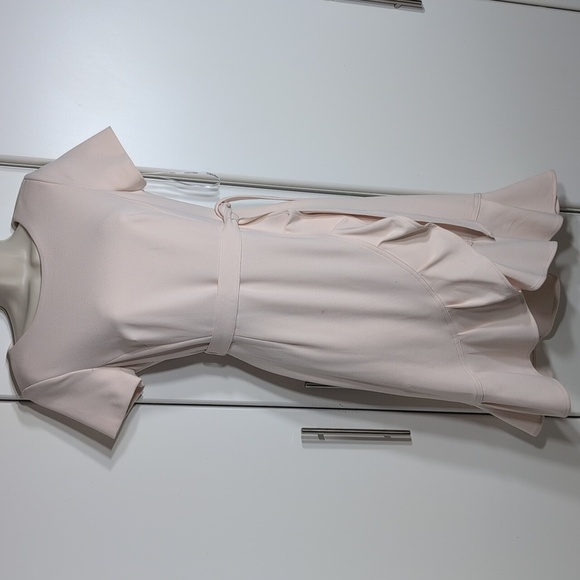 Calvin Klein Cream Ruffle Dress with Tie Size 2 - Picture 5 of 8